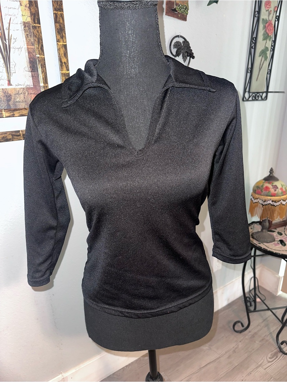 Vintage 90s Dana Rizzi Solid Black Basic V-Neck 3-4 Sleeve Collared Top, Size S